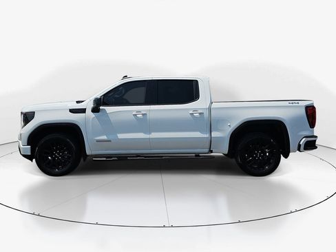 Used 2022 GMC Sierra 1500 Elevation w/ LPO, Elevation Black Package AWD/4WD image 9