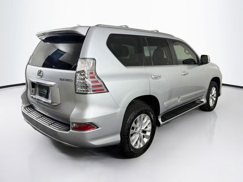 Used 2018 Lexus GX 460 Premium w/ Premium Package AWD/4WD image 9