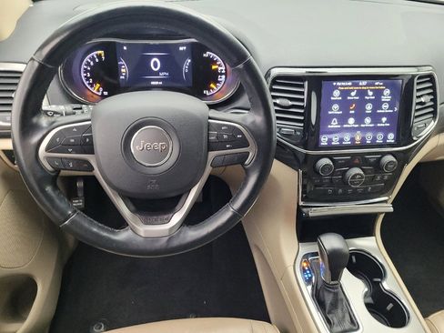 Used 2022 Jeep Grand Cherokee Laredo E w/ Security & Convenience Group image 22