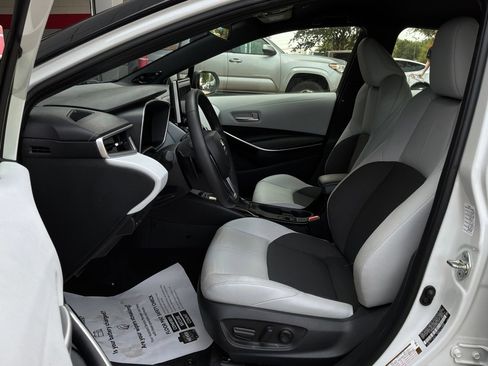Used 2023 Toyota Corolla XSE FWD image 10