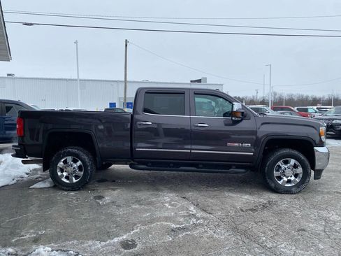 Used 2015 GMC Sierra 2500 SLE w/ All-Terrain HD Package image 7