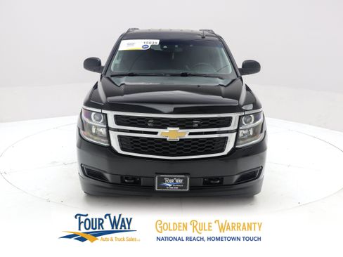 Used 2017 Chevrolet Suburban 3500 LS w/ Driver Alert Package AWD/4WD image 9