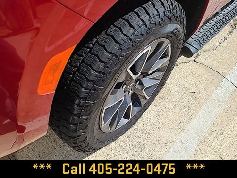 Used 2023 Chevrolet Tahoe Z71 image 2