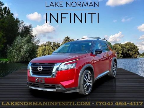 Used 2023 Nissan Pathfinder Platinum AWD/4WD image 1