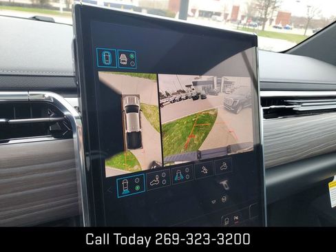 New 2025 GMC Sierra EV Denali image 7