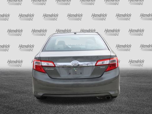 Used 2012 Toyota Camry XLE image 8