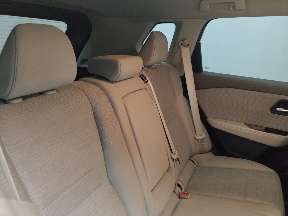 Used 2022 Nissan Rogue SV FWD image 19