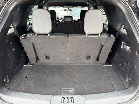 Used 2020 Ford Explorer XLT w/ Equipment Group 202A image 41