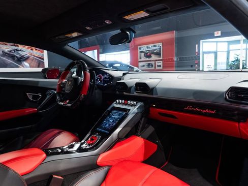 Used 2017 Lamborghini Huracan LP 580-2 image 40