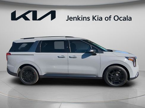 New 2026 Kia Carnival SX Prestige FWD image 2