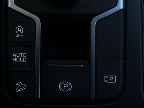 New 2026 Kia Sorento LX FWD image 34