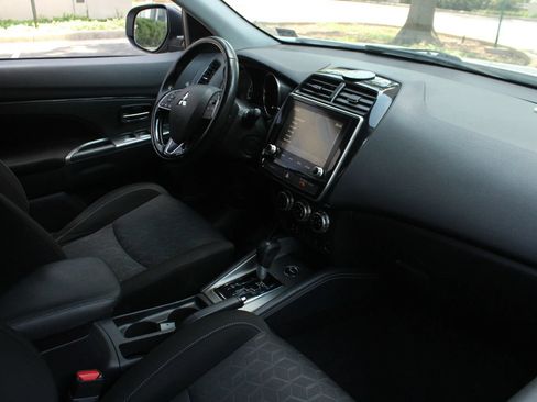 Used 2021 Mitsubishi Outlander Sport SE AWD/4WD image 25
