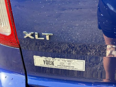 Used 2015 Ford Explorer XLT w/ Equipment Group 202B AWD/4WD image 31