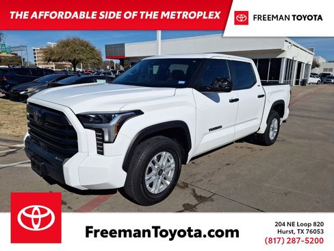 Used 2025 Toyota Tundra SR5 image 1
