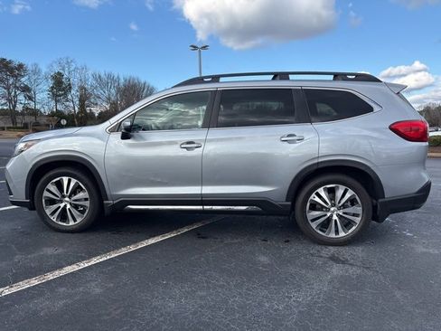 Used 2019 Subaru Ascent Limited w/ Popular Package #2A image 9