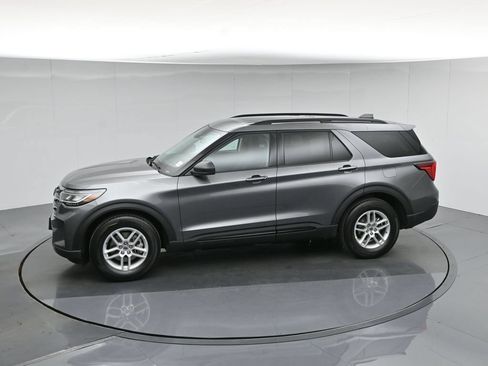 New 2026 Ford Explorer Active RWD image 42