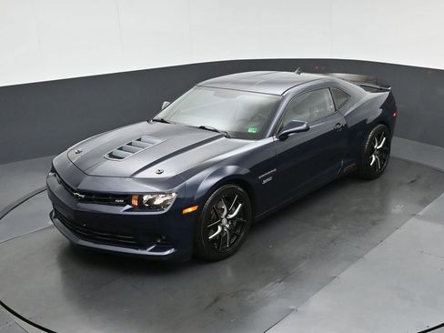 Used 2015 Chevrolet Camaro SS w/ Rear Vision Package image 47