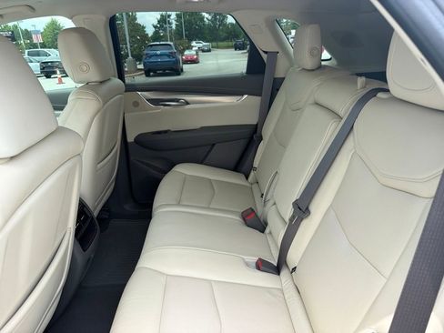 Used 2019 Cadillac XT5 Luxury FWD image 8
