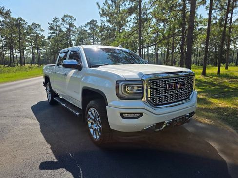Used 2018 GMC Sierra 1500 Denali AWD/4WD image 7