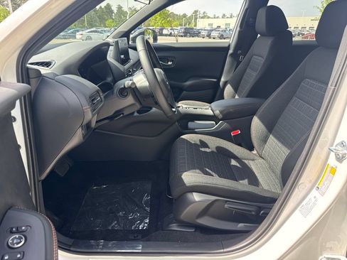 Used 2026 Honda HR-V Sport image 13