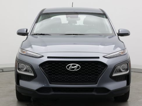 Used 2021 Hyundai Kona SE AWD/4WD image 2
