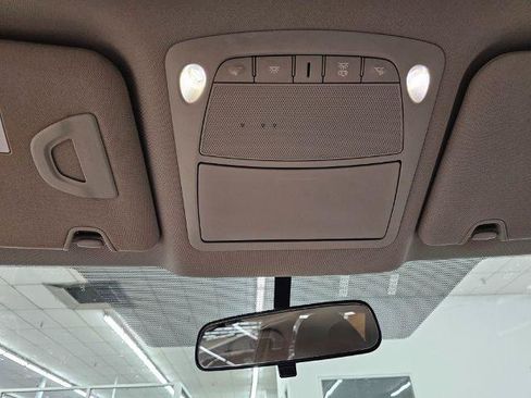 Used 2016 Nissan Rogue S AWD/4WD image 23
