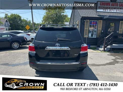 Used 2012 Toyota Highlander 4WD w/ Tech Pkg image 6
