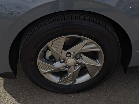 Certified 2025 Hyundai Sonata SE image 7