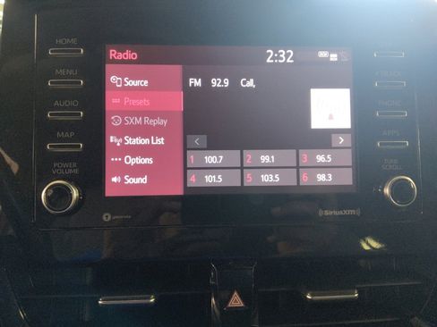 Used 2023 Toyota Camry SE image 25