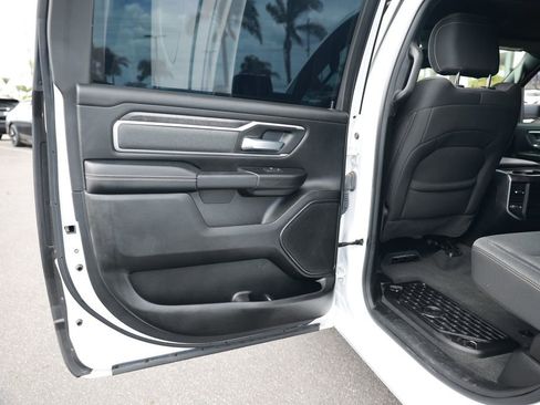 Used 2022 RAM 1500 Big Horn AWD/4WD image 34