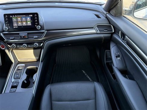 Used 2022 Honda Accord Sport image 17