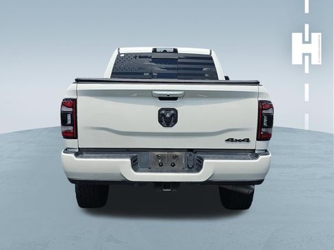 Used 2021 RAM 2500 Laramie w/ Night Edition AWD/4WD image 4