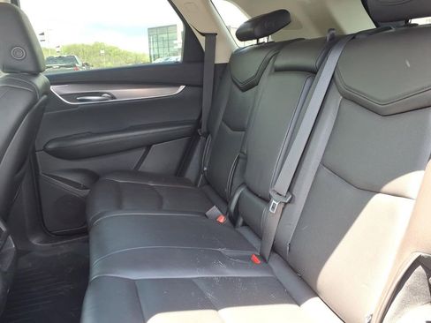 Used 2019 Cadillac XT5 Premium Luxury AWD/4WD image 14