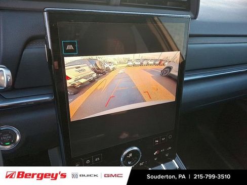 New 2026 GMC Terrain AT4 w/ LPO, Black Badging Package image 16