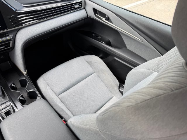 Used 2026 Toyota Camry LE w/ Convenience Package FWD image 23