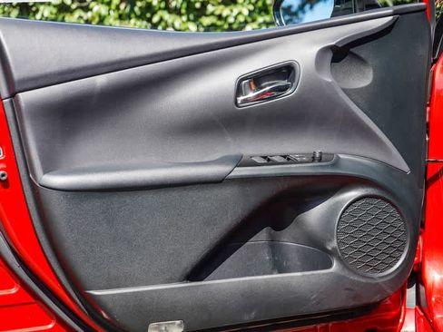 Used 2020 Toyota Prius Prime XLE FWD image 18
