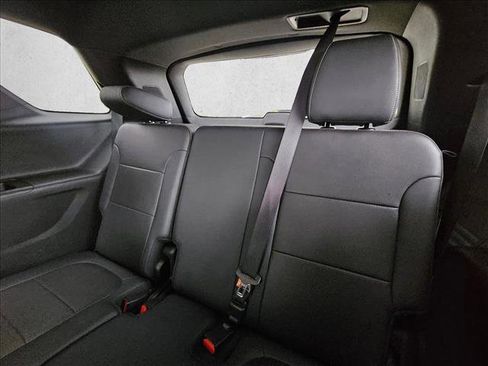 Used 2023 Chevrolet Traverse Premier w/ Redline Edition FWD image 21
