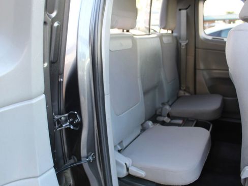 Used 2013 Toyota Tacoma 2WD Access Cab w/ SR5 Pkg image 11