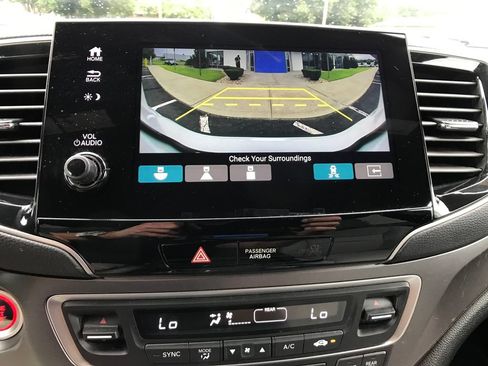 Certified 2024 Honda Passport EX-L image 24