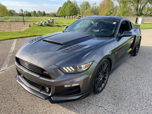 Used 2015 Ford Mustang GT Premium w/ GT Performance Package RWD image 61