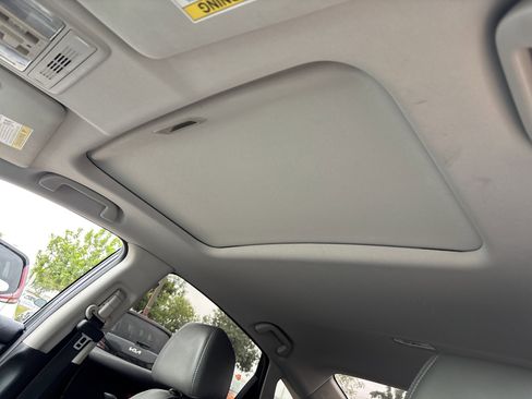 Used 2016 Honda Civic Touring image 17