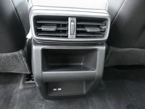 Used 2024 Honda Prologue EX image 12