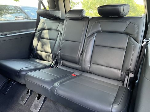 New 2025 Lincoln Navigator L Reserve w/ Jet Appearance Package image 29