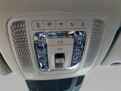 New 2026 Mercedes-Benz GLS 450 4MATIC image 35