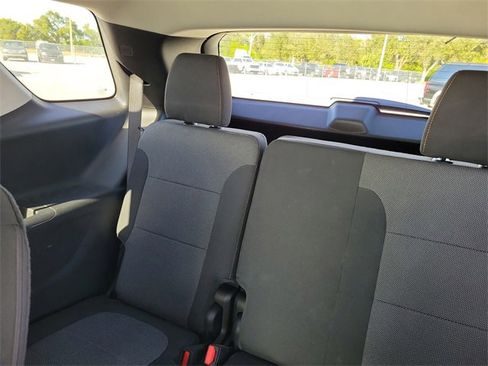 Used 2018 Chevrolet Traverse LT image 9