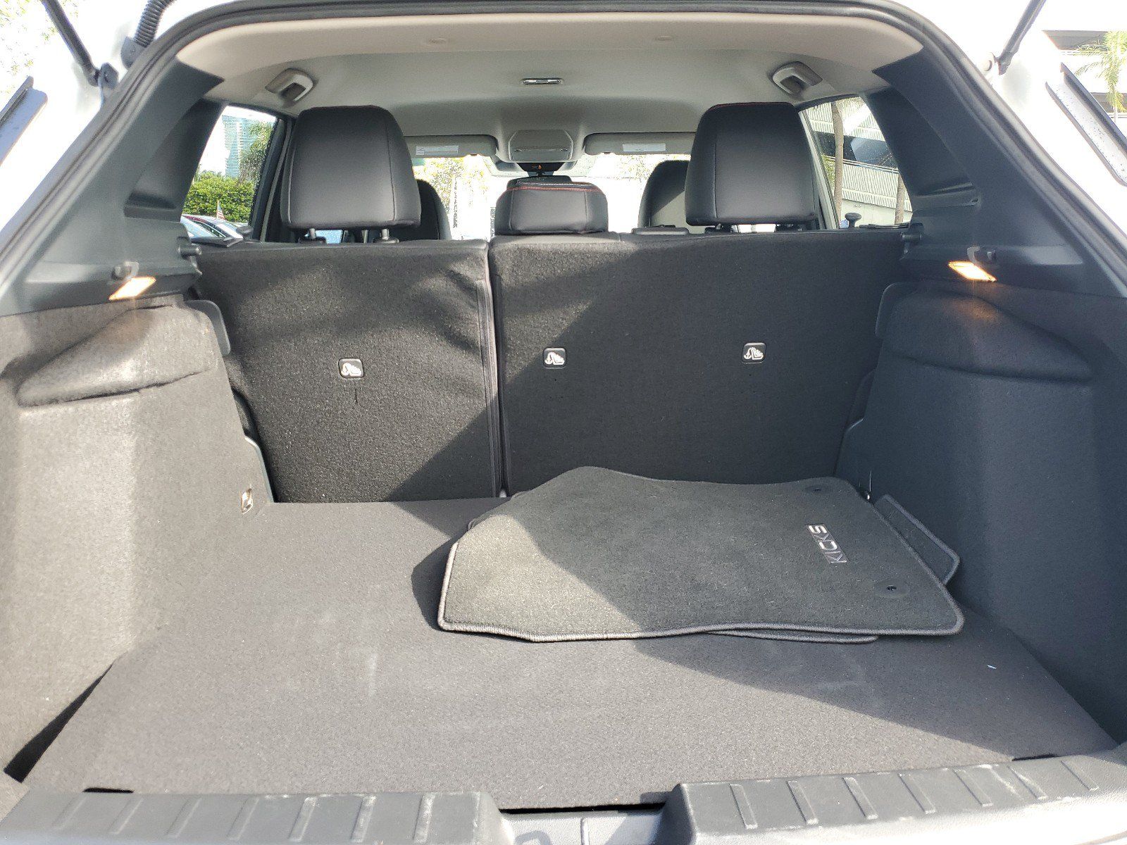 Certified 2025 Nissan Kicks SR AWD/4WD image 14