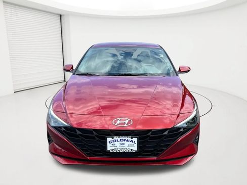 Certified 2023 Hyundai Elantra SEL w/ Convenience Package FWD image 2