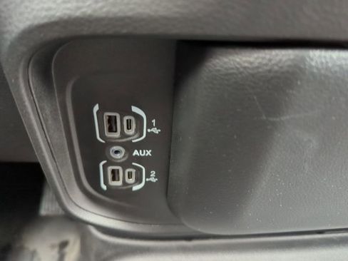 Used 2023 RAM 1500 Laramie image 27