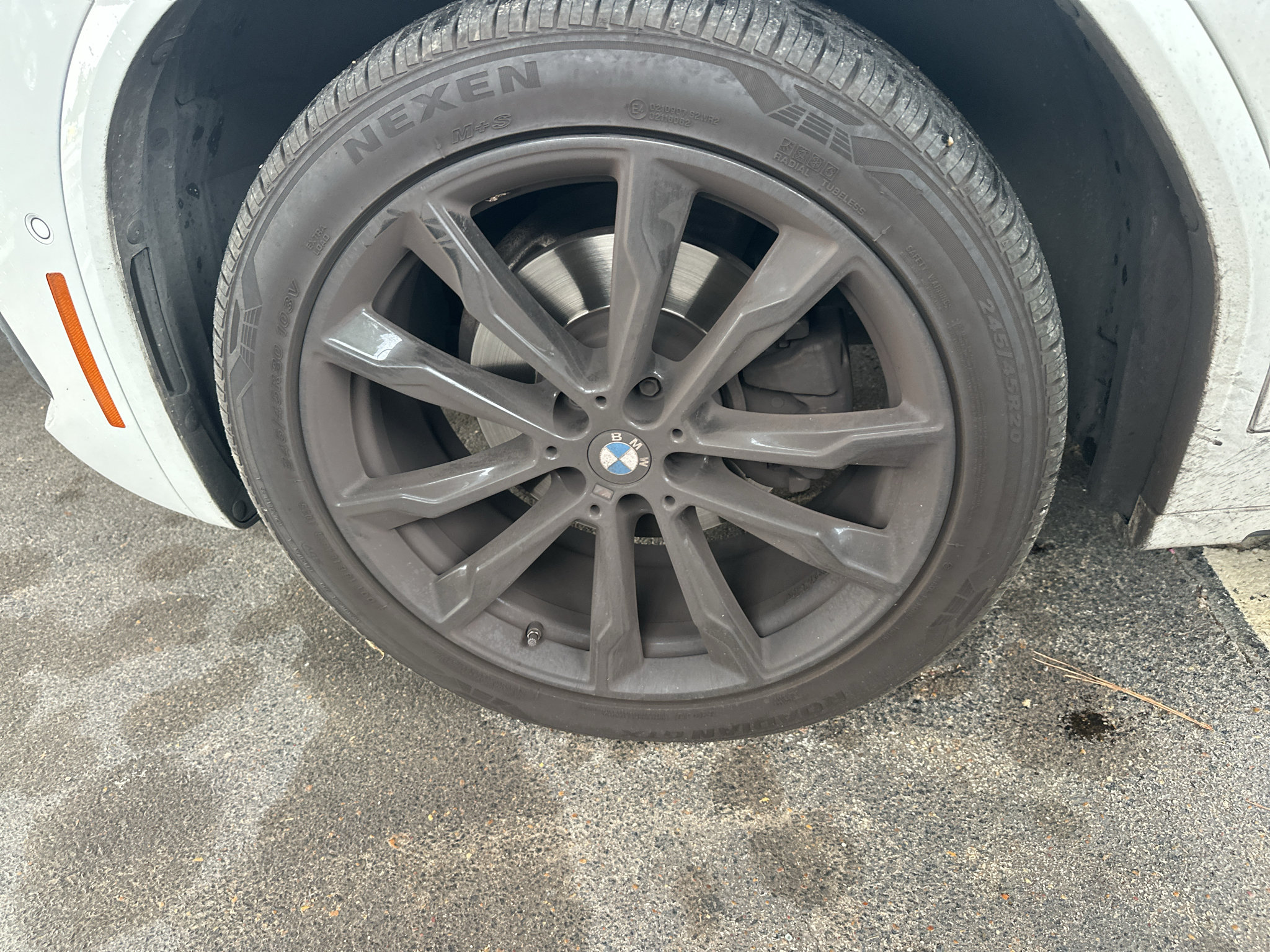 Used 2024 BMW X4 xDrive30i w/ Premium Package AWD/4WD image 23