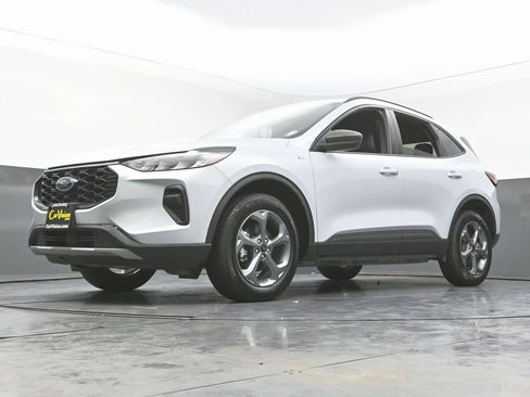 Used 2025 Ford Escape ST-Line image 54